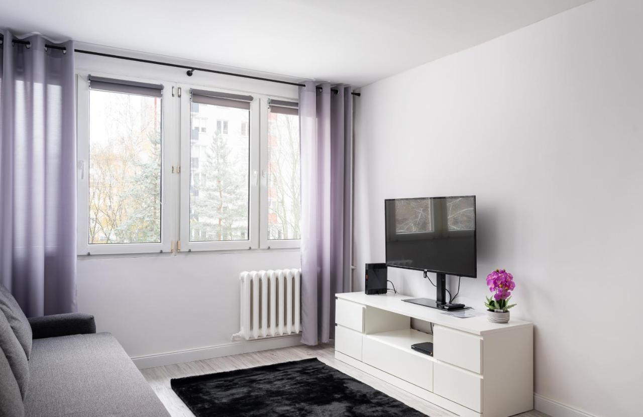 Wierzbno Modern Apartment Варшава Екстериор снимка