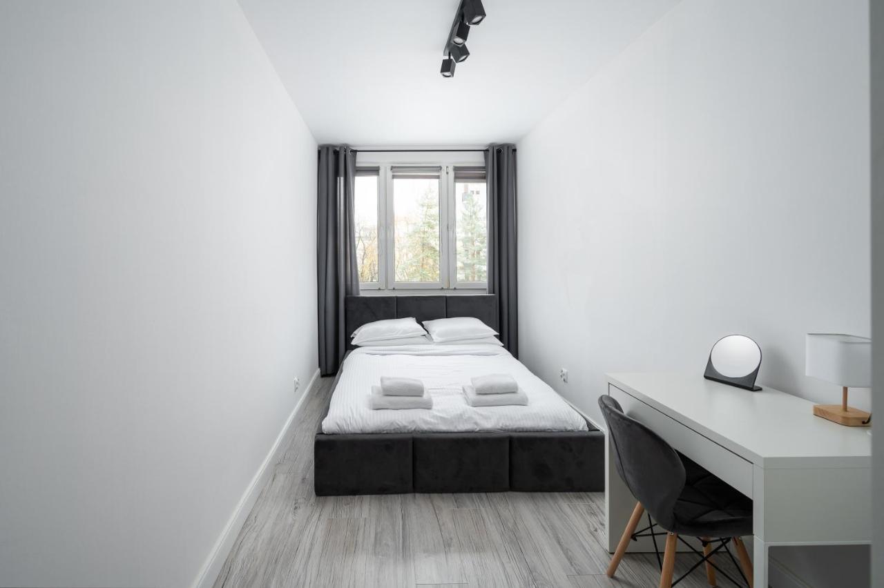 Wierzbno Modern Apartment Варшава Екстериор снимка